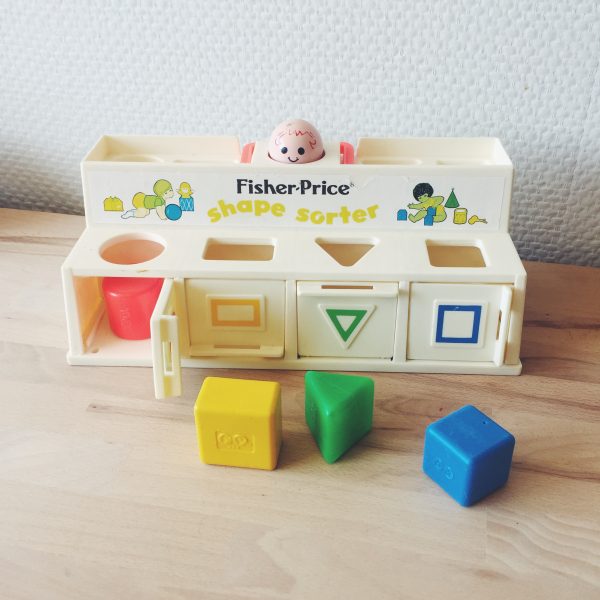 jouet-vintage-fischer-price-shape-sorter